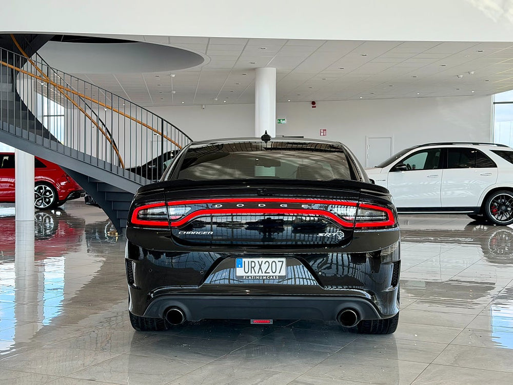 Dodge Charger SRT HELLCAT 6,2L HEMI 717hk / HiFi / Backkamera / Navi