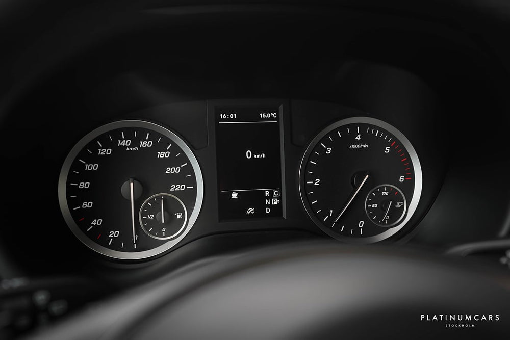 Mercedes-Benz Vito Tourer 119 CDI 4x4 9G-Tronic / Dragkrok / Backkamera