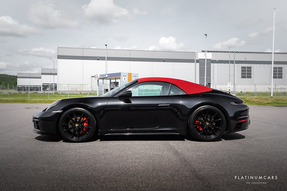 Porsche 911 992 Carrera 4S Cab PDK 450hk / Sv.såld / SE SPEC!