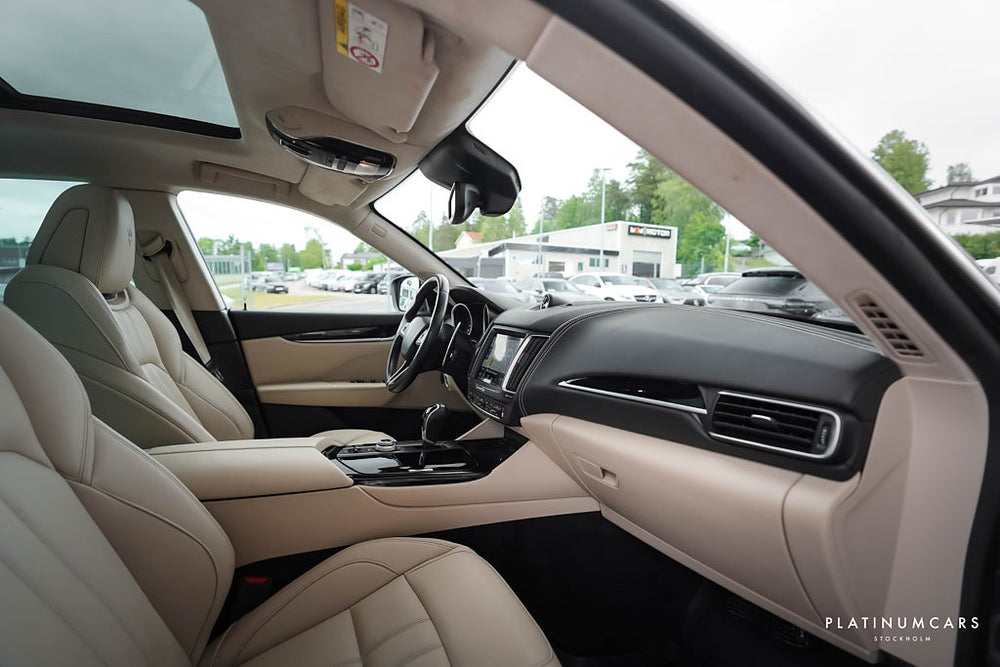 Maserati Levante S 430hk / Sv.Såld / Premium / Pano