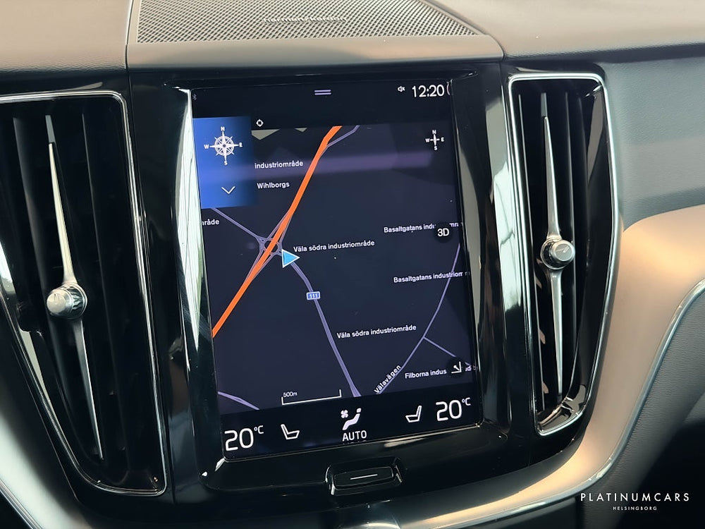 Volvo XC60 Recharge T6 AWD Momentum Advanced 341hk / Pano / VOC