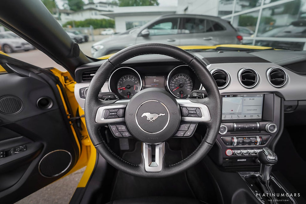 Ford Mustang GT Convertible 421hk / Sv.Såld / Låga mil  / Shaker