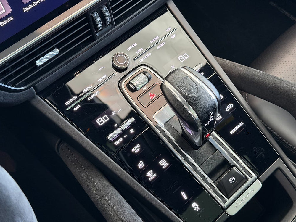 Porsche Cayenne E-Hybrid 462 hk / PLATINUM / PASM / PDLS / 360° / PANO