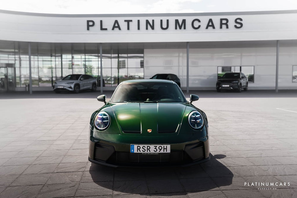Porsche 911 992 GT3 Touring PDK 510hk 2026 / 100 mil / Sv.såld