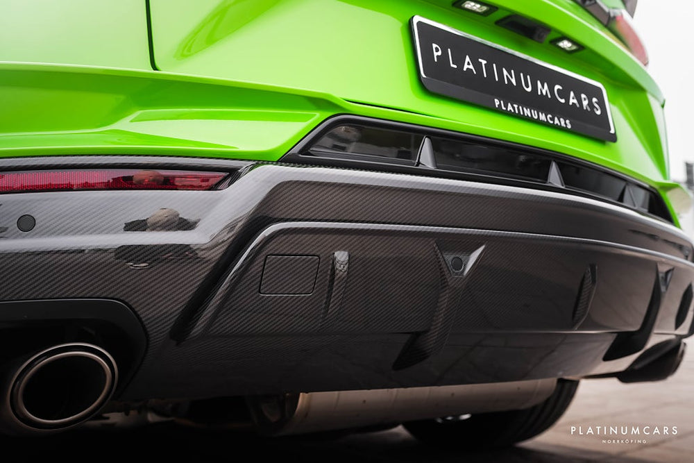Lamborghini Urus Performante 666hk / AKRA / Full kolfiber