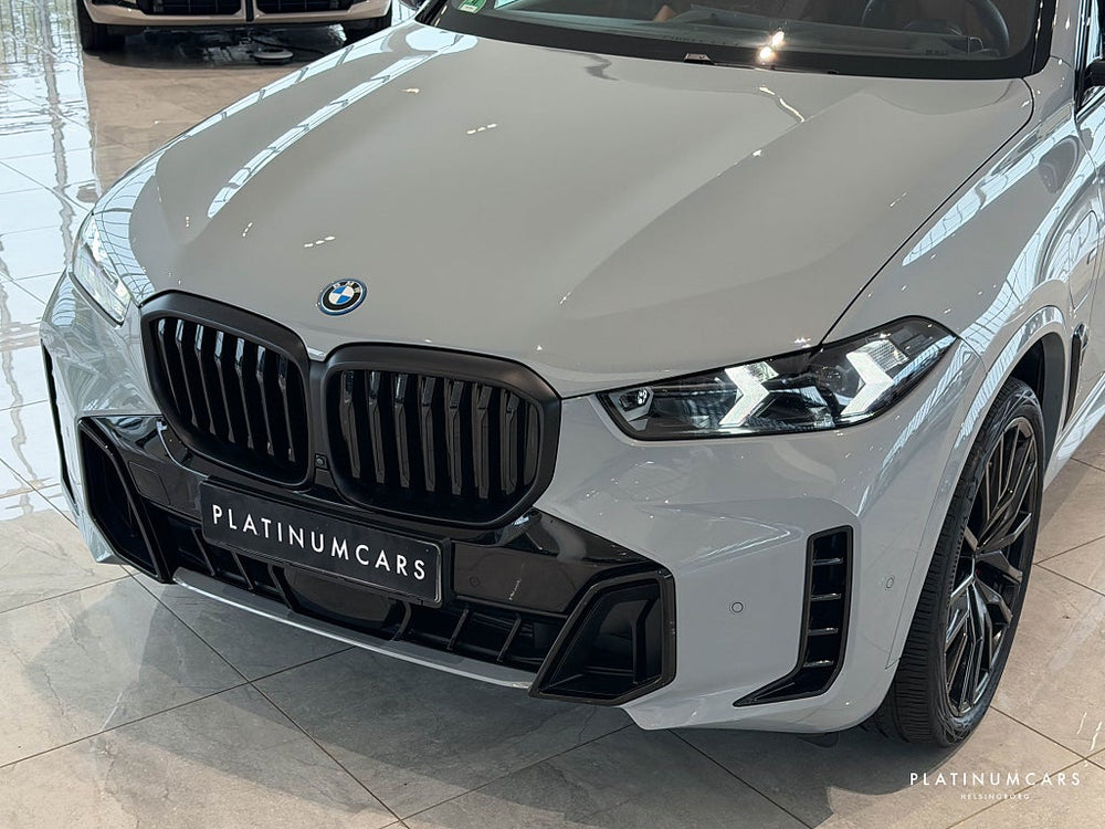 BMW X5 xDrive50e 490hk 2025 / M Sport Pro / Pano / H&K