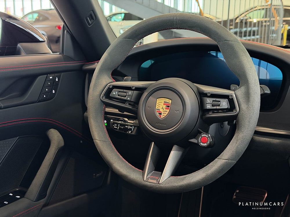 Porsche 911 992.2 Targa 4 GTS PDK 2026 / Kolfiber / Lift / Matrix