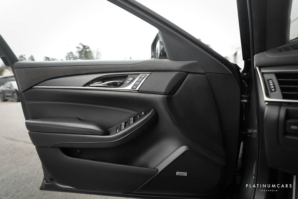 Cadillac CTS -V 6.2L V8 649hk / Sv.såld / Recaro / BOSE / Låga mil