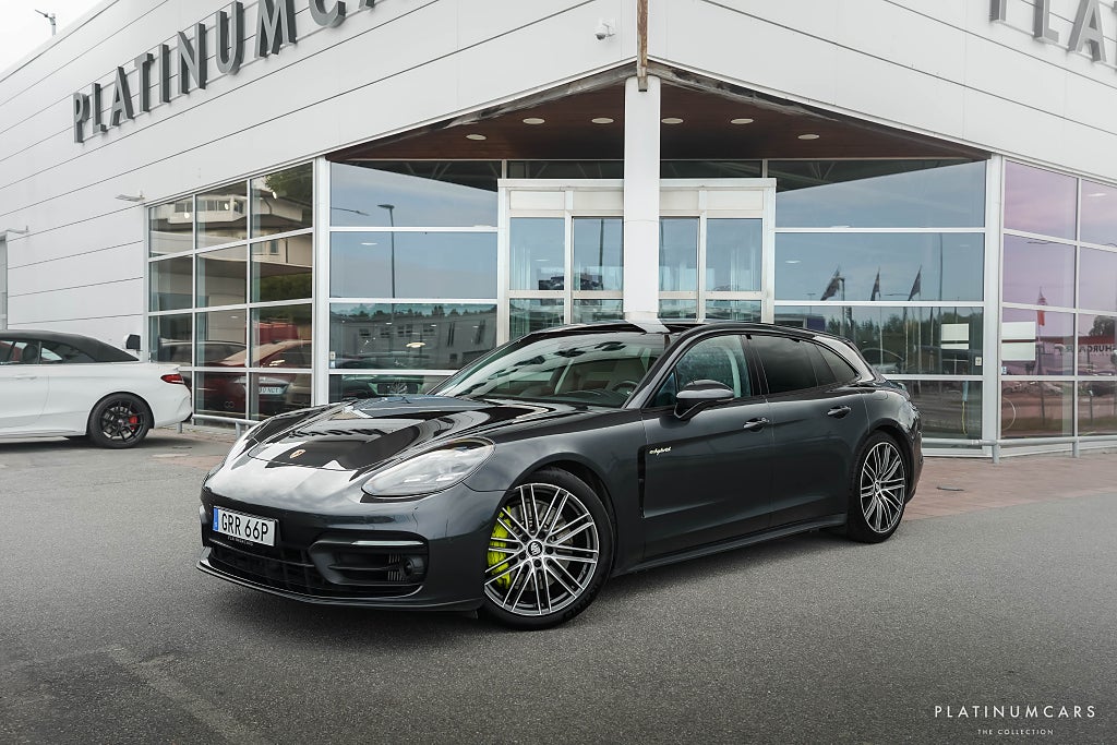 Porsche Panamera 4 E-Hybrid Sport Turismo / SportAvgas / Pano / LEASEBAR