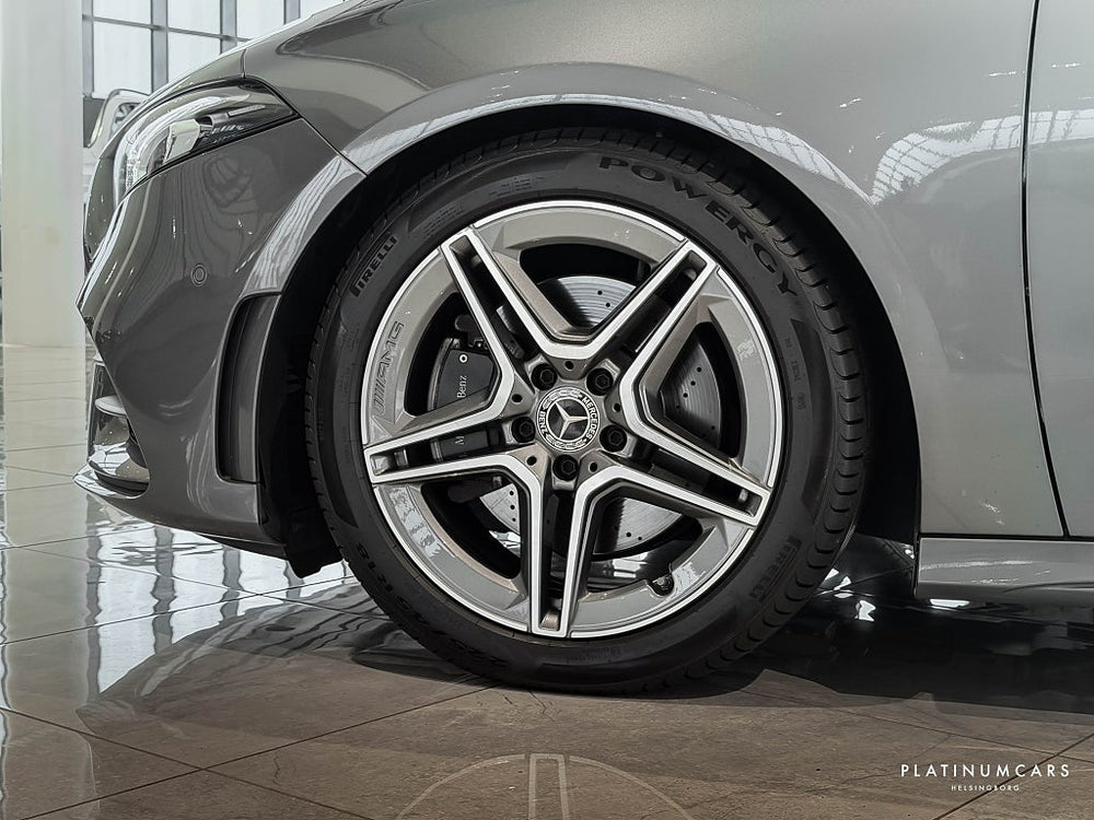 Mercedes-Benz A 220 Sedan AMG Line 190hk / CarPlay / Kamera