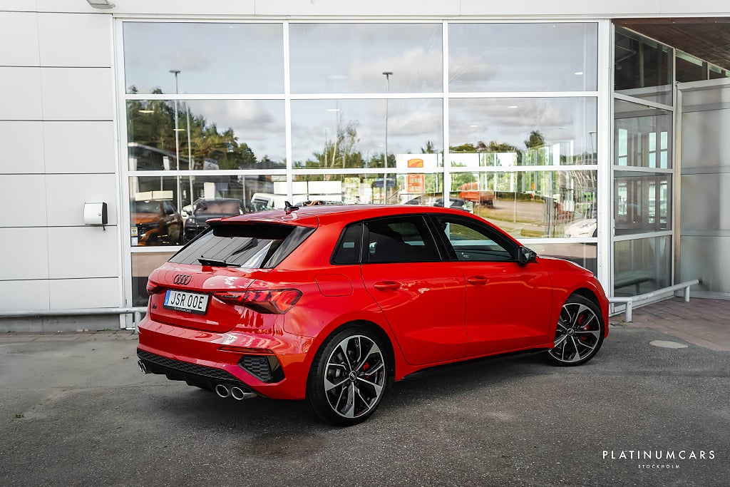 Audi S3 Sportback 310hk / Sv.Såld / B&O / Cockpit / Matrix