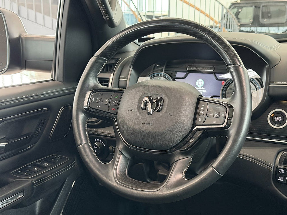 RAM 1500 Crew Cab 5.7 V8 HEMI 4x4 NIGHT / LIMITED / Sport Avgs